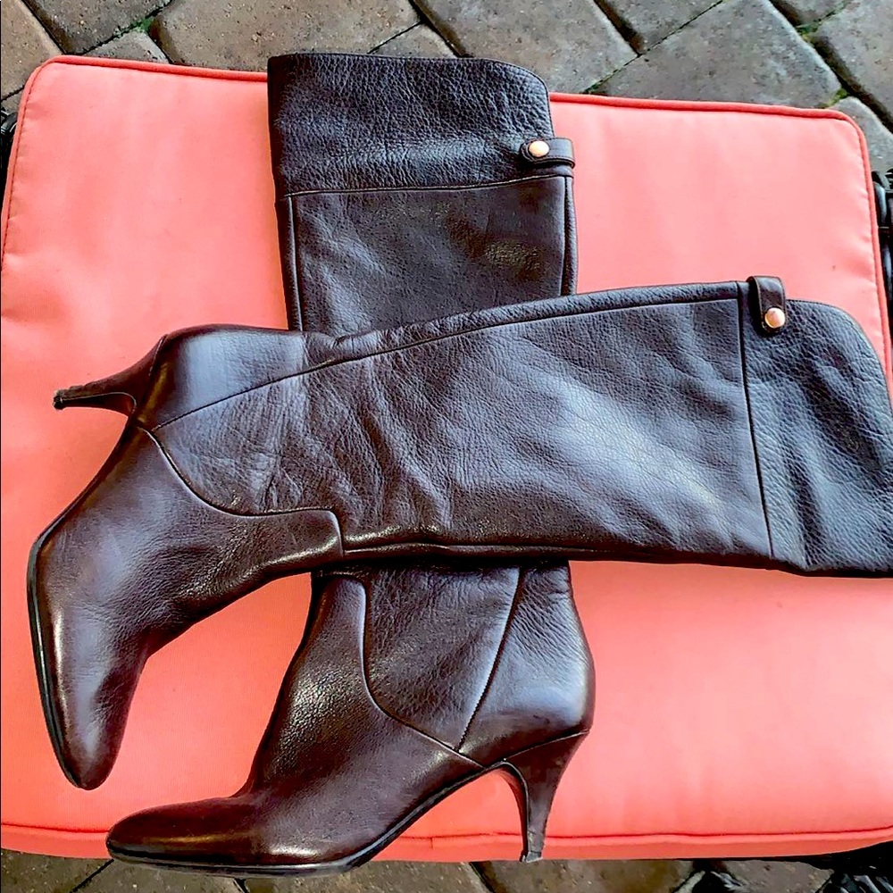 Boots - Picture 2 of 3